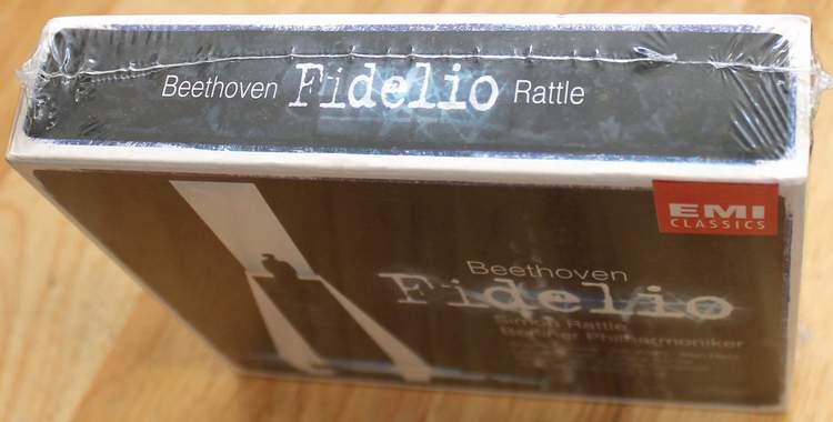 Beethoven Fidelio - Sir Simon Rattle - Berliner Philharmoniker - EMI Classics - 2 Disc DVD Set