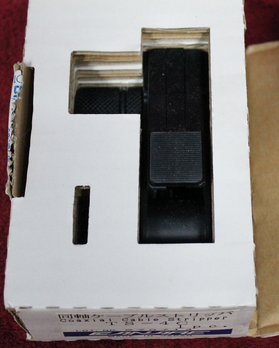 Original box opened for the CANARE COAXIAL CABLE STRIPPER TS-4C