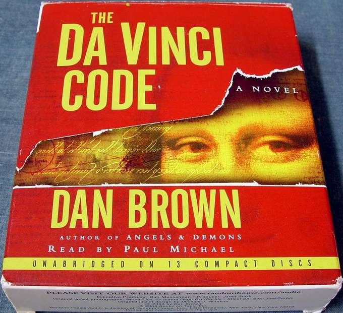 The Da Vinci Code by Dan Brown - Unabridged AUDIOBOOK on 13 CDs