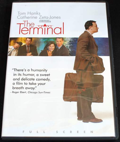 The Terminal (Full Screen Edition) Starring Tom Hanks, Catherine Zeta-Jones, Stanley Tucci, et al. (2004)