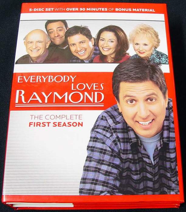 Everybody Loves Raymond - The Complete First Season 5-Disc DVD Set