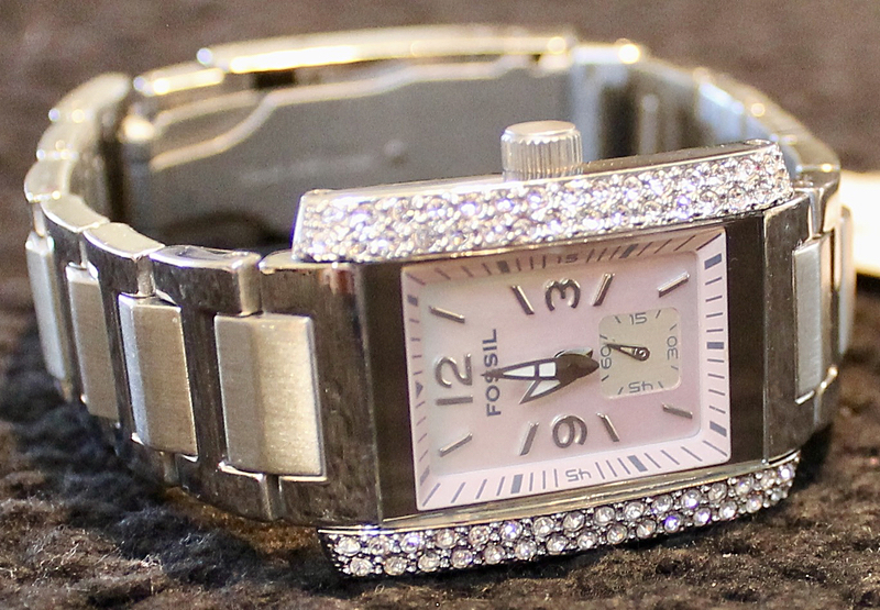 Gossip Highly Polished Goldtone Bracelet Link Watch with Crystal Bezel GSP834