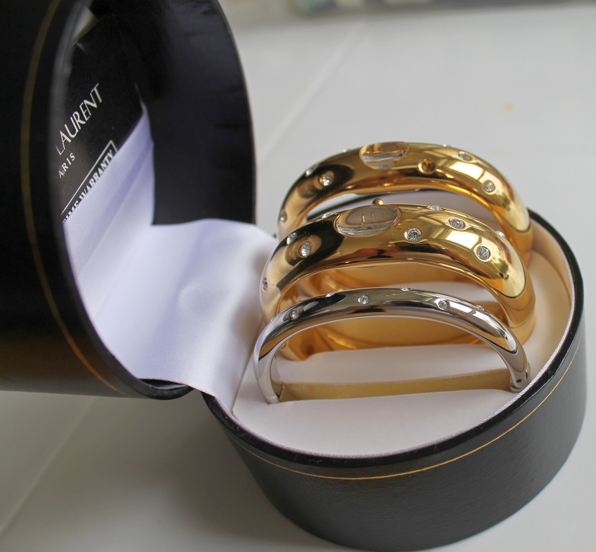 Jacques Laurent (Paris) Quartz Bangle Watches in Box with Bracelet