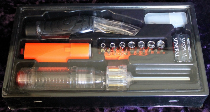 Lighted Utility Knife & Screwdriver Combination Kit