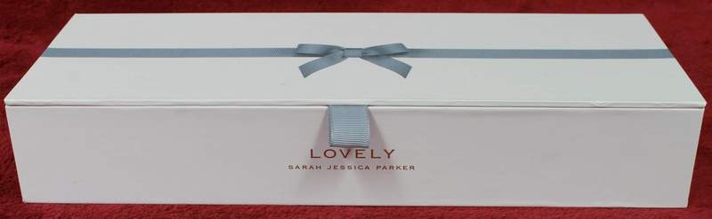 LOVELY By Sarah Jessica Parker Stationery Set of 16 Notecards, Envelopes and Pen