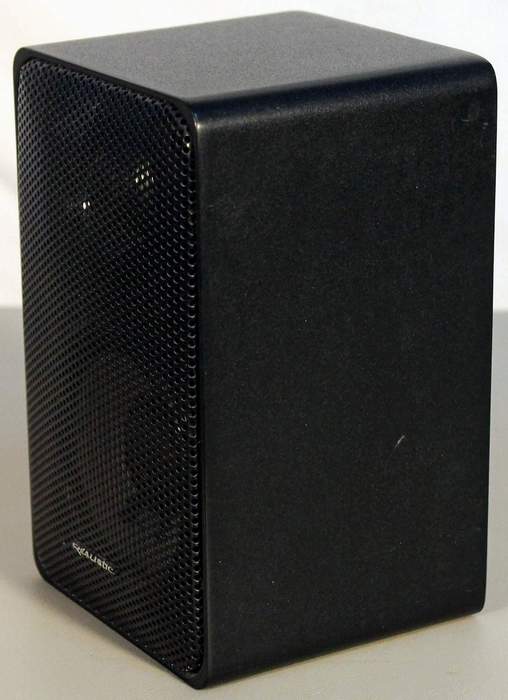 Realistic Minimus 7 Speaker (one only) in black metal cabinet
