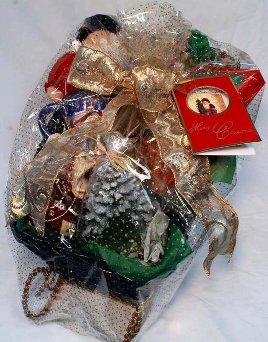 Large Saint Nicks Sleigh Gift Basket