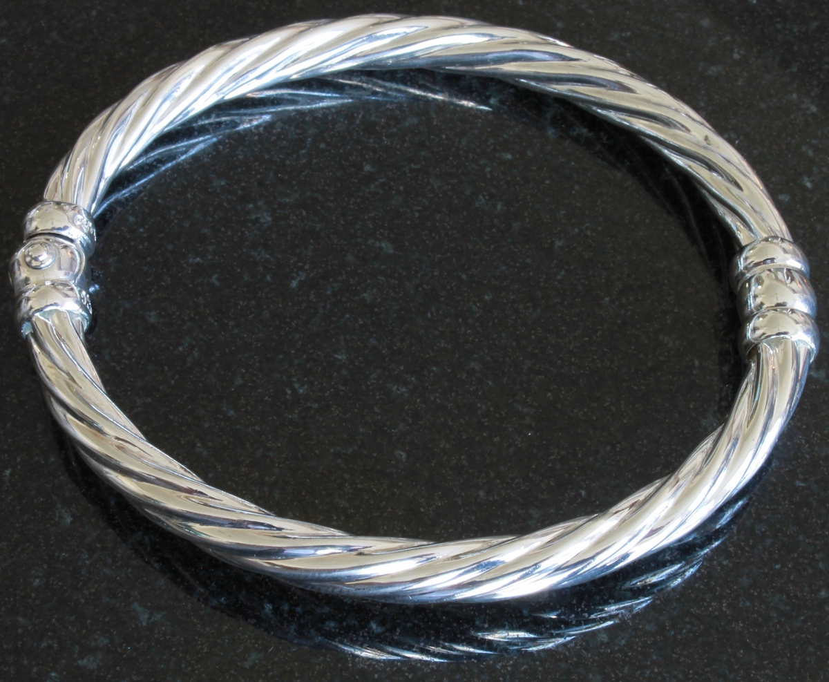 Sterling Silver 8-inch Twisted Rope Hinged Oval Bangle Bracelet