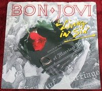 BON JOVI - Living in Sin - Love is War + Picture Sleeve 45-rpm PolyGram Records 876 070-7